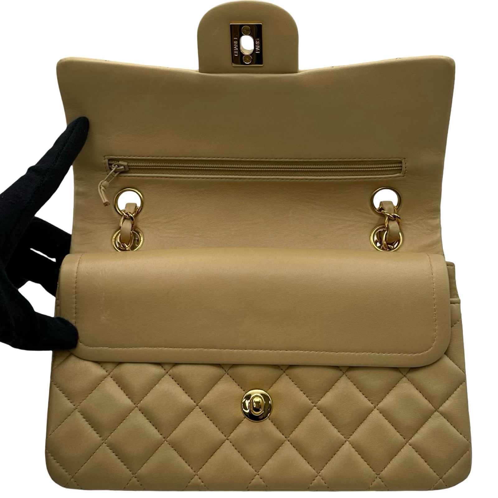 シャネル CHANEL マトラッセ23 A01113 5番台 ベージュ ゴールド金具 ラム レディース ショルダーバッグ シャネル CHANEL ミニマトラッセ18 A01115 8番台 ベージュ GD金具