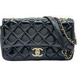 シャネル CHANEL マトラッセフラップチェーンショルダー 21番台 ブラック ゴールド金具 エナメル/レザー レディース ショルダーバッグ