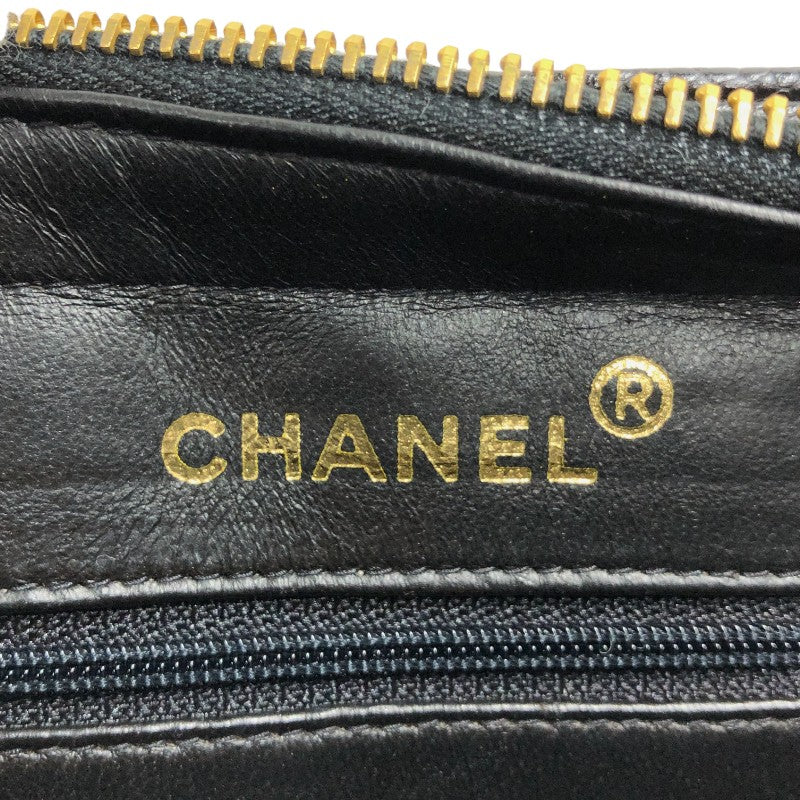 シャネル CHANEL マトラッセ チェーントート サンチャーム 2番台