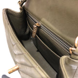 シャネル CHANEL ミニマトラッセ17 Vステッチ A35200 23番台 カーキ ゴールド金具 カーフレザー レディース チェーンショルダーバッグ