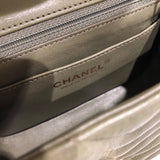 シャネル CHANEL ミニマトラッセ17 Vステッチ A35200 23番台 カーキ ゴールド金具 カーフレザー レディース チェーンショルダーバッグ