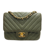 シャネル CHANEL ミニマトラッセ17 Vステッチ A35200 23番台 カーキ ゴールド金具 カーフレザー レディース チェーンショルダーバッグ