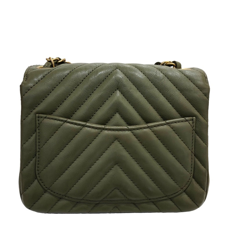 シャネル CHANEL ミニマトラッセ17 Vステッチ A35200 23番台 カーキ ゴールド金具 カーフレザー レディース チェーンショルダーバッグ