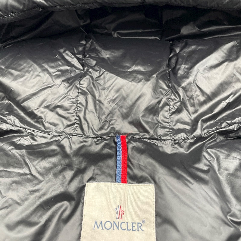 モンクレール MONCLER SERITTE ダウンジャケット I20931A20000 ブラック ナイロン メンズ ダウンジャケット