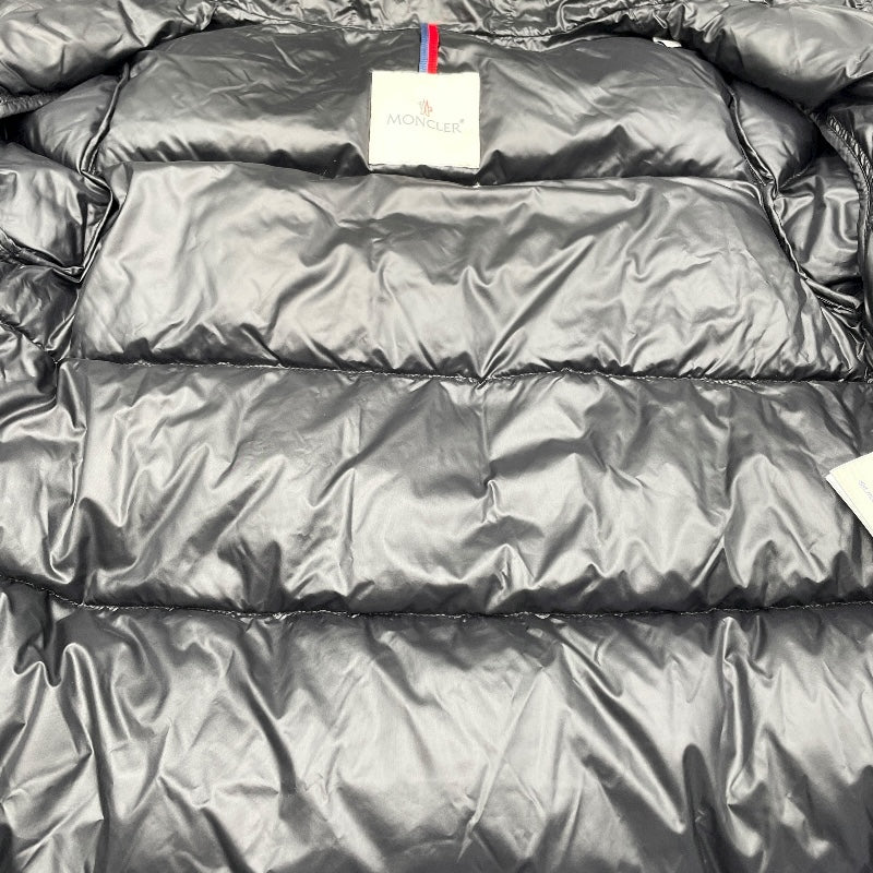 モンクレール MONCLER SERITTE ダウンジャケット I20931A20000 ブラック ナイロン メンズ ダウンジャケット