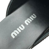 ミュウミュウ miu miu ロゴチェーン レザークロッグサンダル ブラック シルバー金具 レザー/ウッド 37(約24.0cm) レディース サンダル