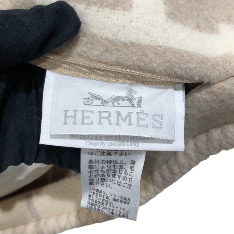 エルメス HERMES クッション アヴァロン3 PM ベージュ ユニセックス その他雑貨