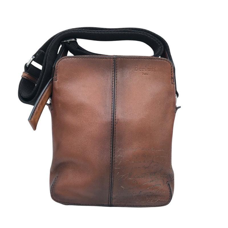 ベルルッティ Berluti モノリスPM ブラウン　SV金具 スクリットカリグラフィ メンズ ショルダーバッグ