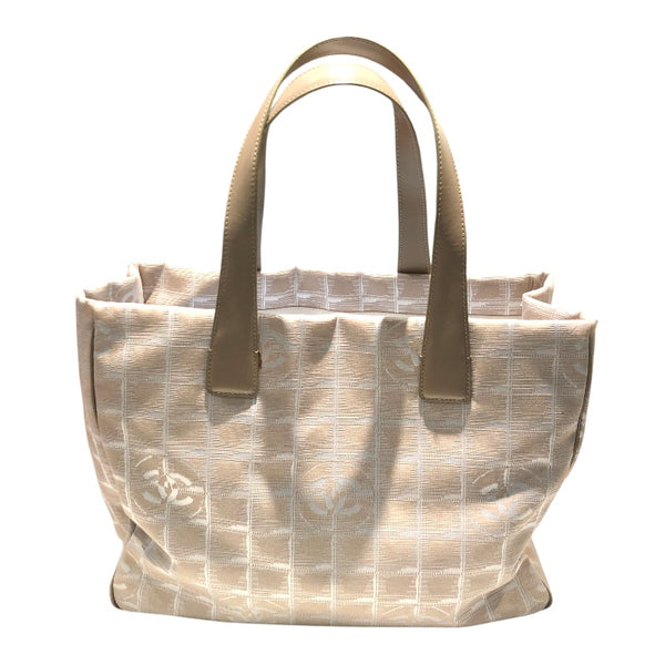 シャネル CHANEL ニュートラベルライントートMM A15991 ベージュ・ゴールド金具 ナイロン ナイロン・レザー レディース トートバッグ