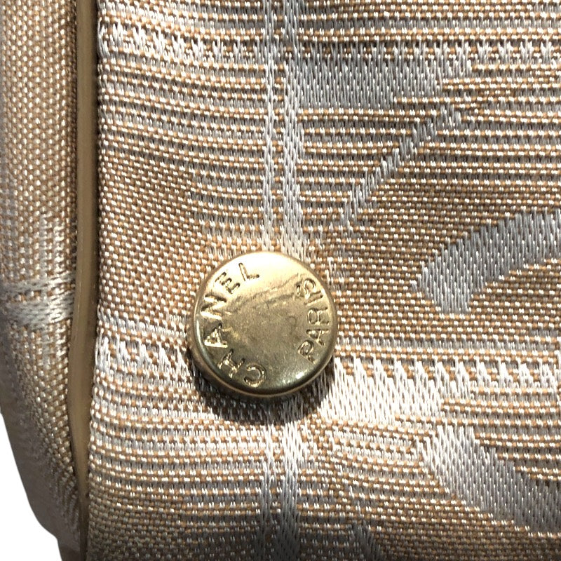シャネル CHANEL ニュートラベルライントートMM A15991 ベージュ・ゴールド金具 ナイロン ナイロン・レザー レディース トートバッグ