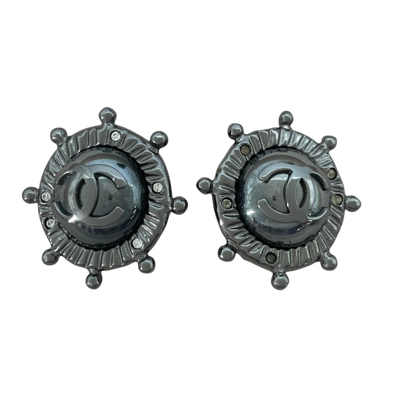 シャネル CHANEL 舵輪モチーフイヤリング ブラック アクセサリー