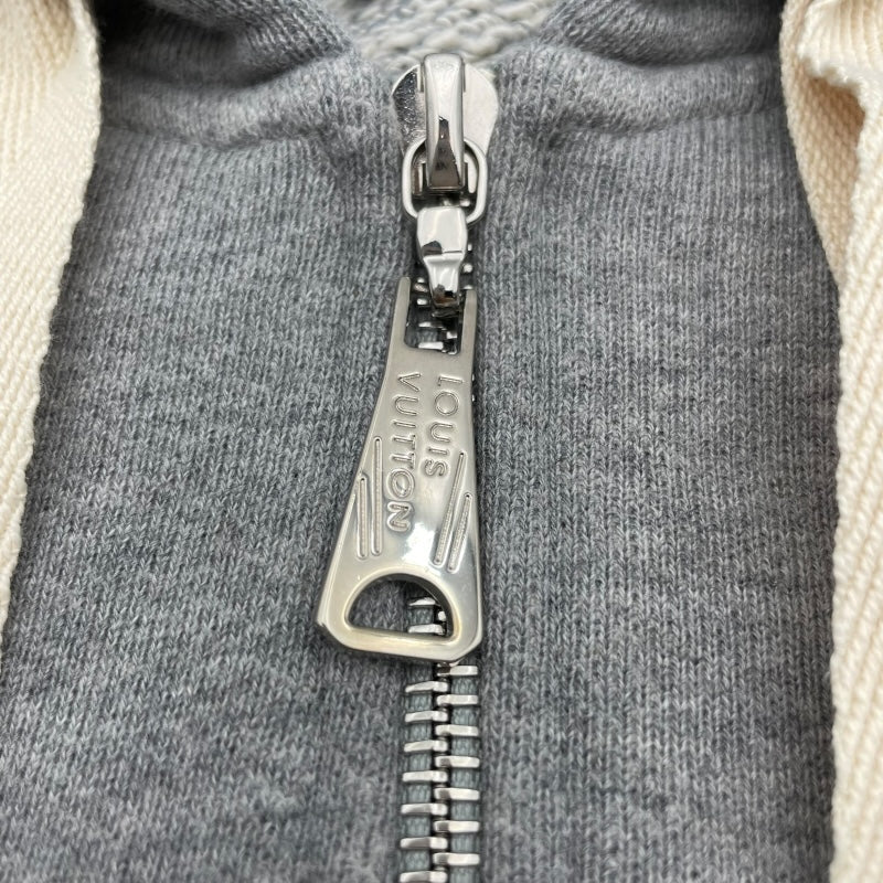 ルイ・ヴィトン LOUIS VUITTON モノグラムフラワーアクセントフーディ 1AIPZC グレー コットン レディース パーカー ルイ・ヴィトン LOUIS VUITTON モノグラムフラワーアクセントフーディ