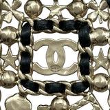 シャネル CHANEL ボトルモチーフブローチ ブラック/ゴールド金具 メタル/パール/ラインストーン アクセサリー