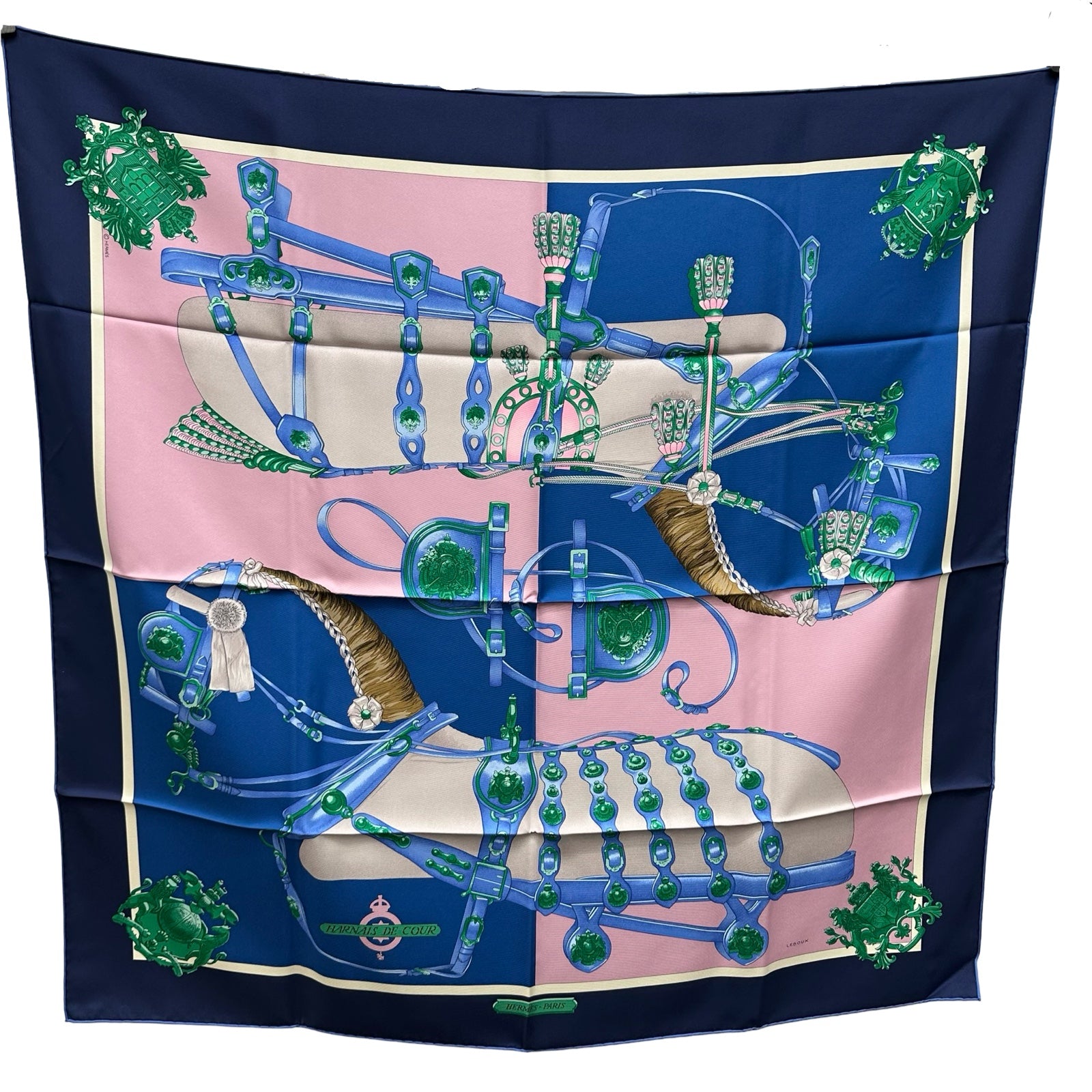 超美品 HERMES カレ90 HARNAIS DE COUR スカーフ エルメス HERMES カレ90 HARNAIS DE COUR ブルー シルク レディース