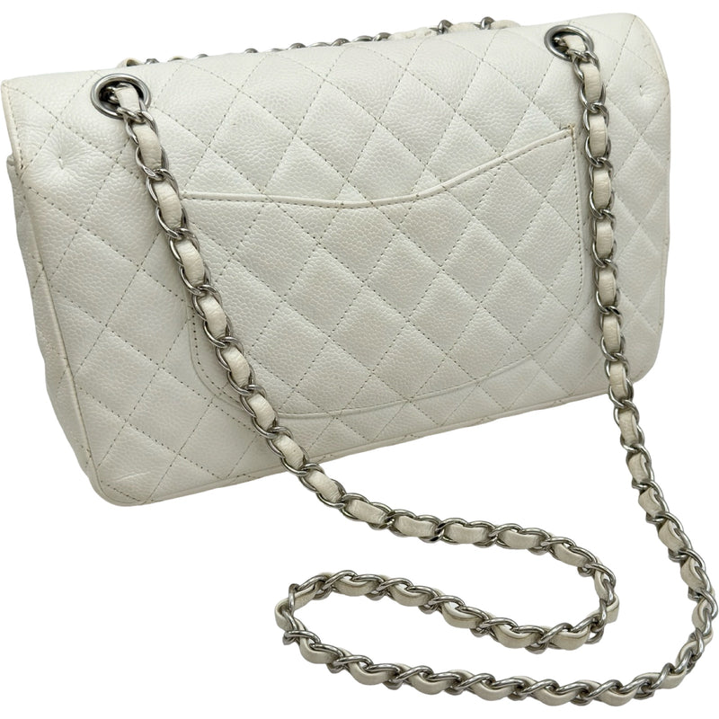 シャネル CHANEL マトラッセ25 A01112 12番台 ホワイト シルバー金具