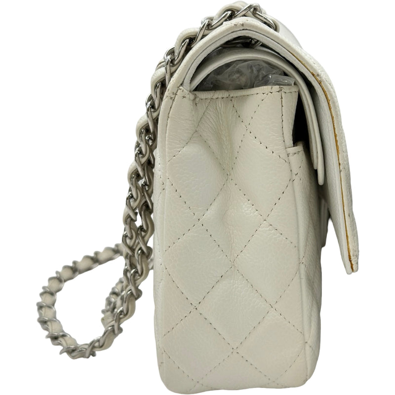 シャネル CHANEL マトラッセ25 A01112 12番台 ホワイト シルバー金具