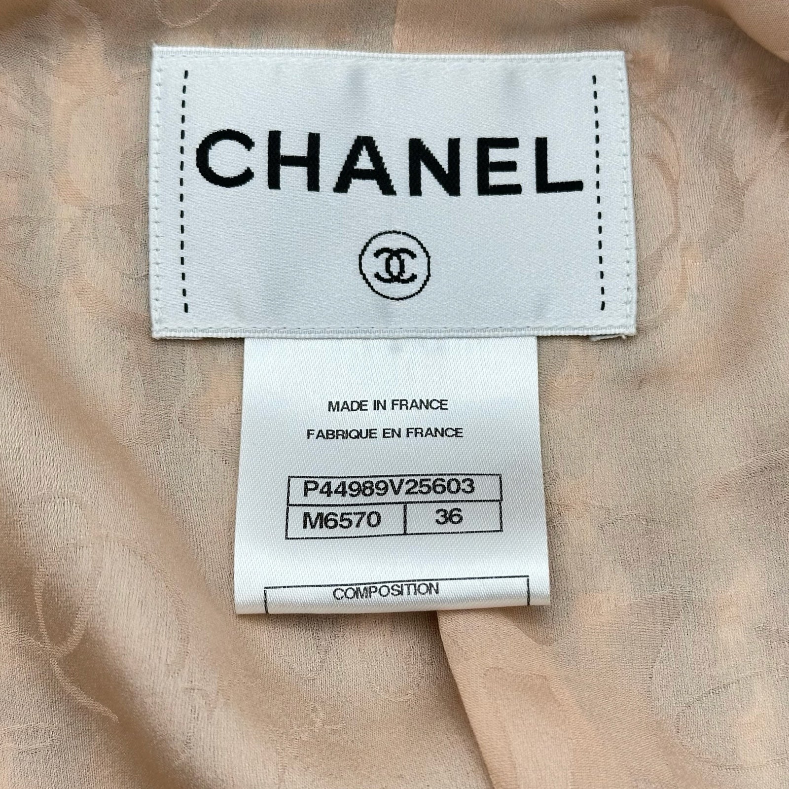 シャネル CHANEL カメリアボタンツイードジャケット P44989 ピンク