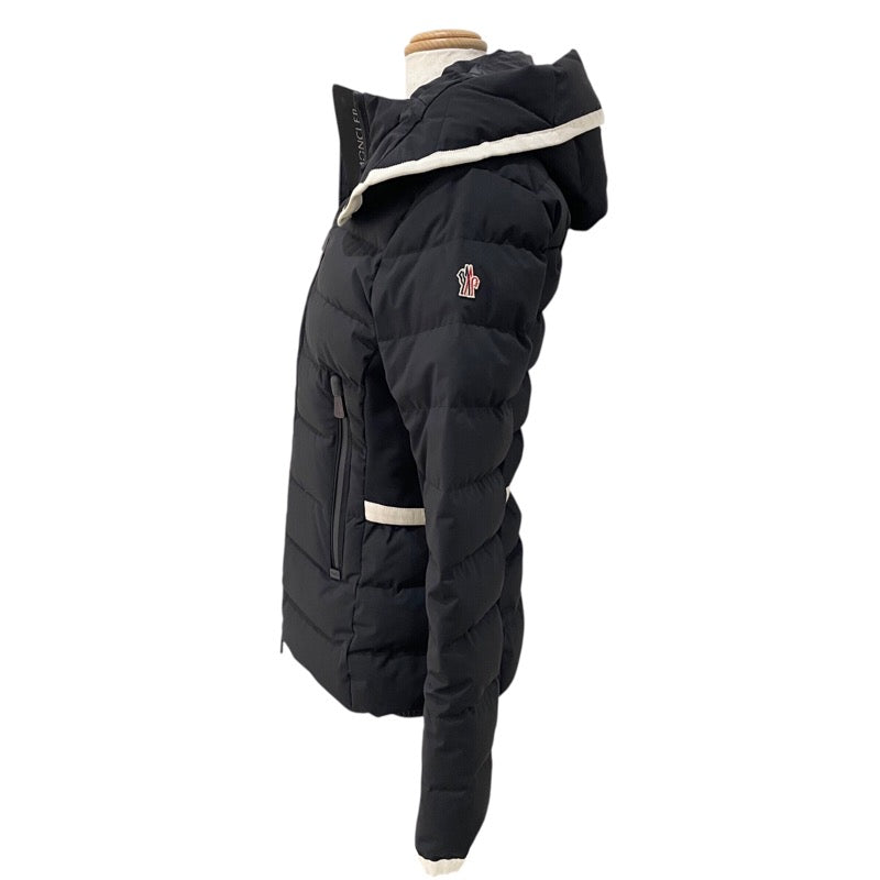 モンクレール MONCLER LAMOURA ダウンジャケット ナイロン86%/ポリウレタン14% レディース ダウンジャケット