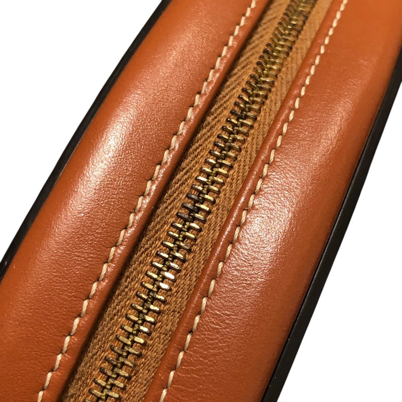 セリーヌ CELINE オーバルパース キュイル トリオンフ ショルダーバッグ 10I703DPQ タン カーフ レディース ショルダーバッグ