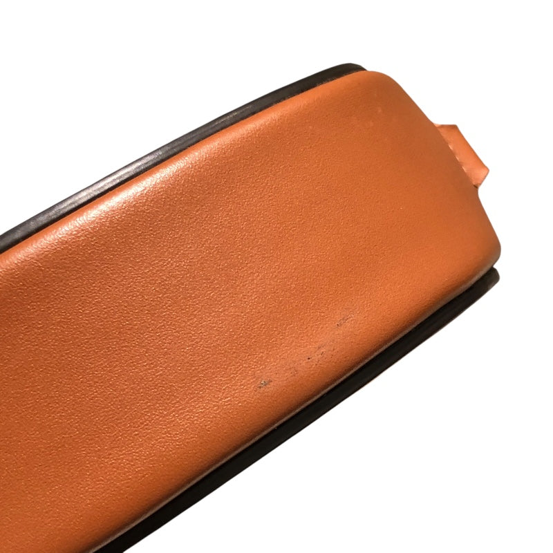 セリーヌ CELINE オーバルパース キュイル トリオンフ ショルダーバッグ 10I703DPQ タン カーフ レディース ショルダーバッグ