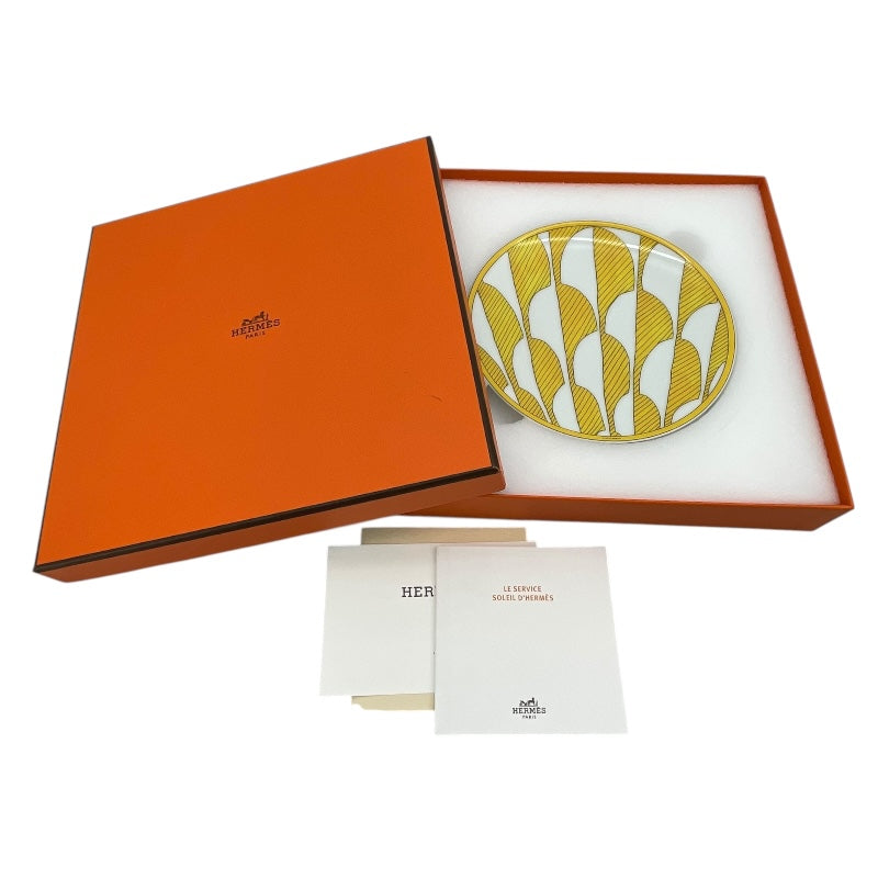 エルメス HERMES プレート ホワイト イエロー ポーセリン ユニセックス 食器