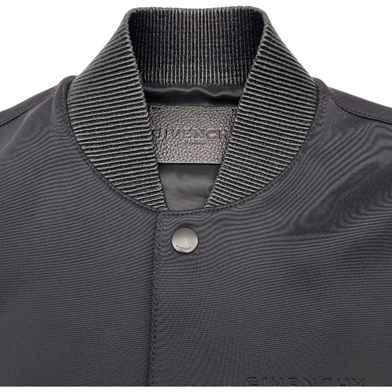 ジバンシィ GIVENCHY エンボスロゴボンバージャケット BM00K960TF ブラック 牛革 メンズ その他アウター