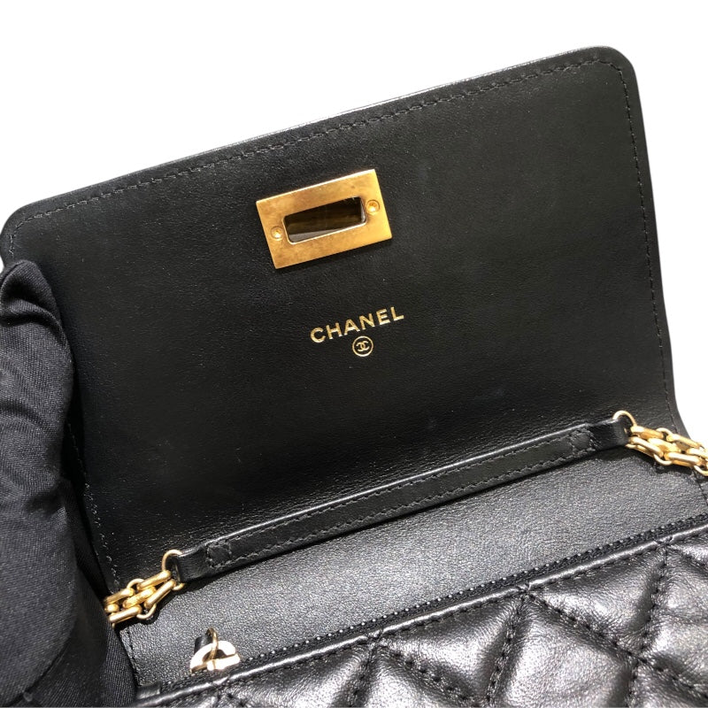 シャネル CHANEL 2.55マトラッセチェーンショルダーバッグ ブランド　GD金具 カーフスキン レディース ショルダーバッグ