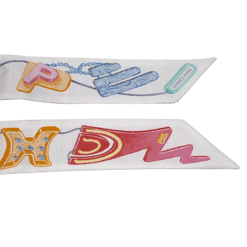 エルメス HERMES ツイリー CHEVALOSCOPENEON ホワイト シルク レディース スカーフ