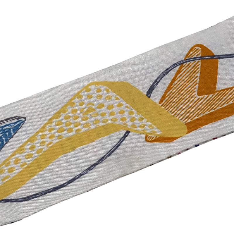 エルメス HERMES ツイリー CHEVALOSCOPENEON ホワイト シルク レディース スカーフ