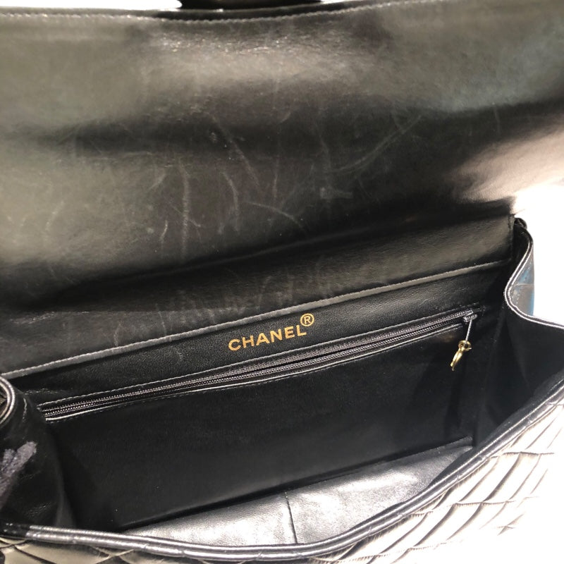 シャネル CHANEL デカマトラッセ30　ダブルフェイス ラム レディース ショルダーバッグ