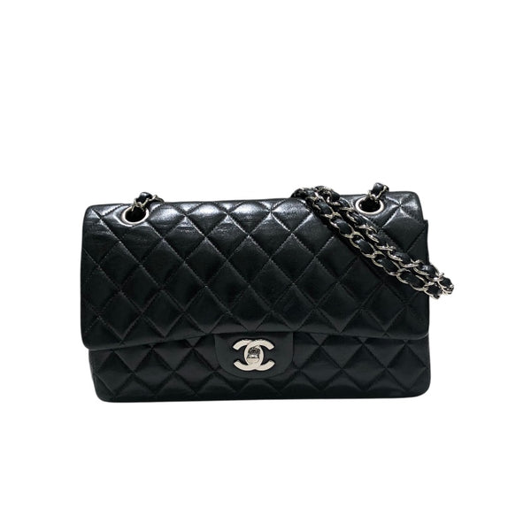 シャネル CHANEL マトラッセ25 A01112 ブラック シルバー金具 ラム