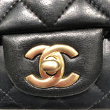 シャネル CHANEL ミニマトラッセ１８ A35200 ブラック　ゴールド金具 ラムスキン レディース ショルダーバッグ