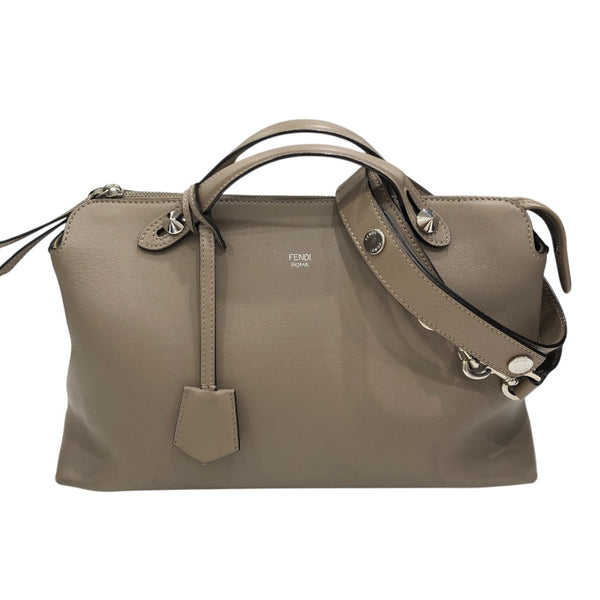 フェンディ FENDI バイザウェイラージ 8BL125 グレージュシルバー金具
