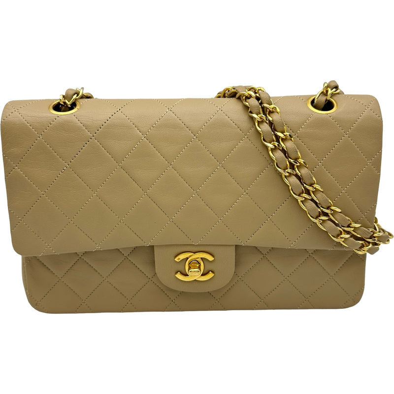 シャネル CHANEL マトラッセ25 A01112 1番台 ベージュ ゴールド金具