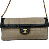 シャネル CHANEL チョコバーチェーンショルダー 6番台 アイボリー系/ブラック ゴールド金具 ラム/パテント レディース ショルダーバッグ