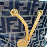 フェンディ FENDI ズッカ柄バックパック ベージュ/ブラウン ゴールド金具 ズッカ柄 レディース リュック・デイパック