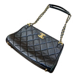 シャネル CHANEL マトラッセチェーンショルダーバッグ ブラック　GD金具 ラム レディース ショルダーバッグ