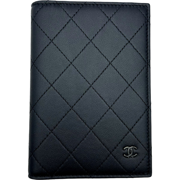 シャネル CHANEL マトラッセ パスケース AP3821 ブラック カーフ