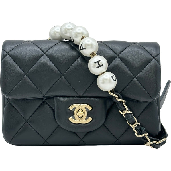 ​シャネルの王道、マトラッセのパースです。 シャネル CHANEL マトラッセスモール ショルダーバッグ AS1436 29番台