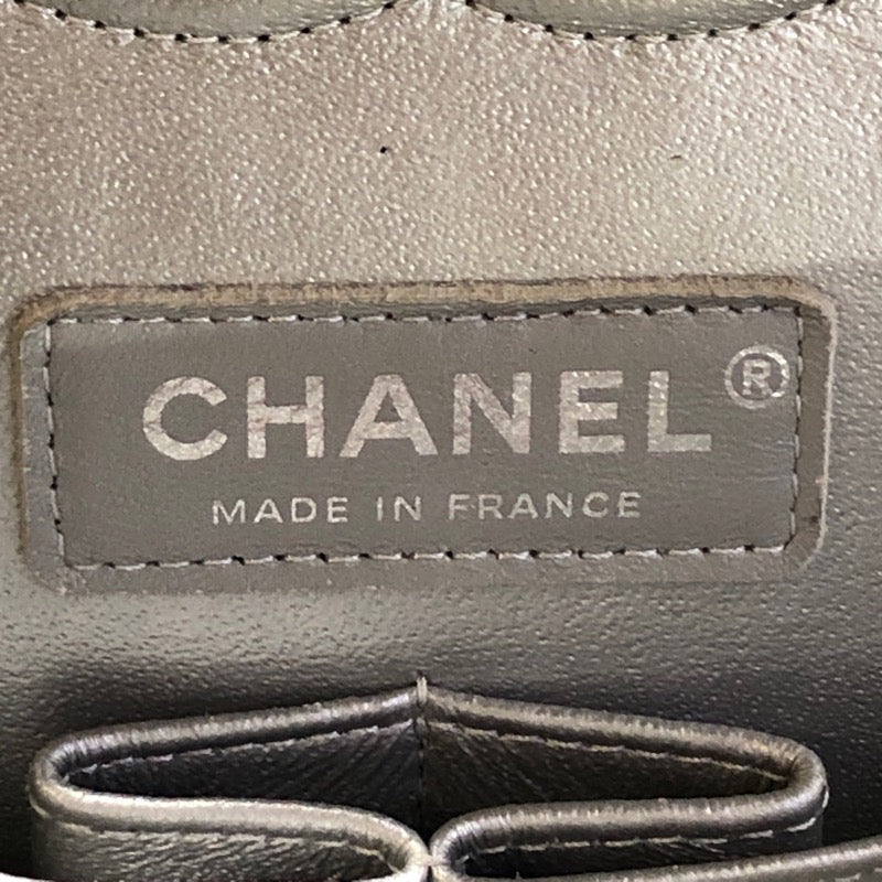 シャネル CHANEL マトラッセ25 キャビアスキン シルバー　SV金具 キャビアスキン レディース ショルダーバッグ