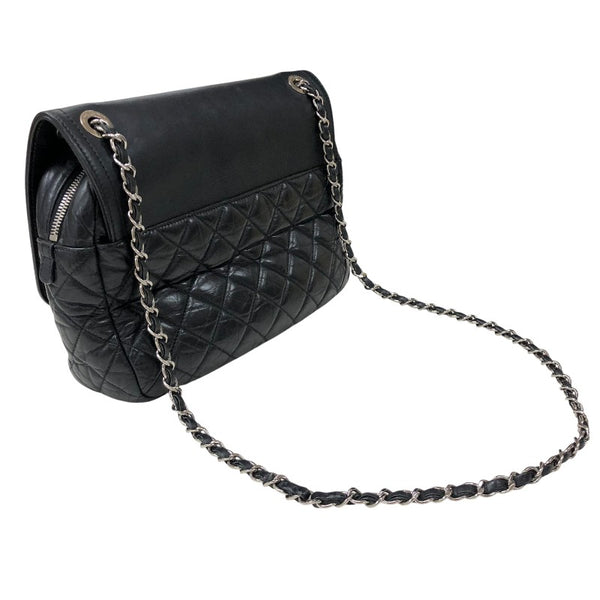 シャネル CHANEL フラップチェーンショルダーバッグ ブラック シルバー金具 カーフレザー レディース ショルダーバッグ