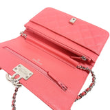 シャネル CHANEL マトラッセ チェーンウォレット A84428 ピンク シルバー金具 キャビア レディース ショルダーバッグ