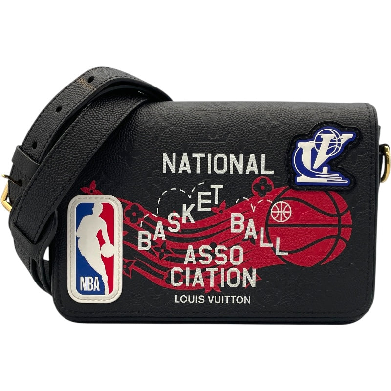 ルイ・ヴィトン LOUIS VUITTON NBAコラボ ステュディオ メッセンジャーバッグ M58498 ブラック モノグラム ・アンプラント レディース ショルダーバッグ