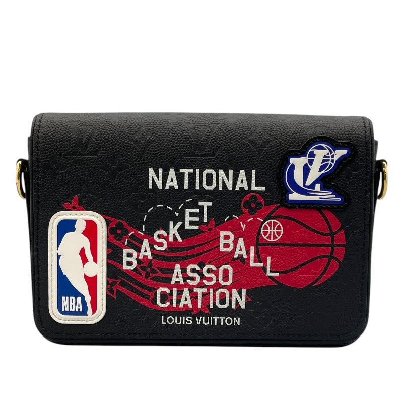 ルイ・ヴィトン LOUIS VUITTON NBAコラボ ステュディオ メッセンジャーバッグ M58498 ブラック モノグラム ・アンプラント レディース ショルダーバッグ