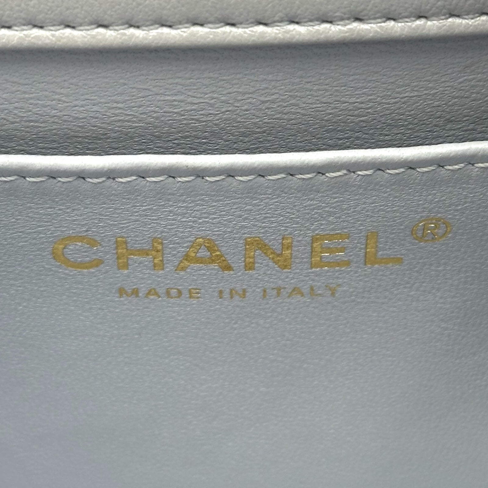 シャネル CHANEL ミニパールフラップバッグ AS4384 ライトグレー ゴールド金具 ラムスキン レディース ショルダーバッグ シャネル CHANEL ミニパールフラップバッグ AS4384 ライトグレー