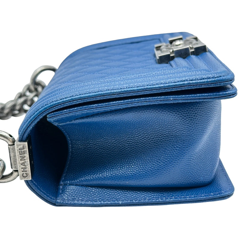 シャネル CHANEL ボーイシャネル20 A670861 23番台 ブルー/シルバー 