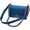 シャネル CHANEL ボーイシャネル20 A670861 23番台 ブルー/シルバー金具 キャビアスキン レディース ショルダーバッグ