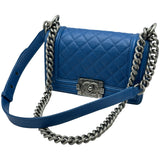 シャネル CHANEL ボーイシャネル20 A670861 23番台 ブルー/シルバー金具 キャビアスキン レディース ショルダーバッグ