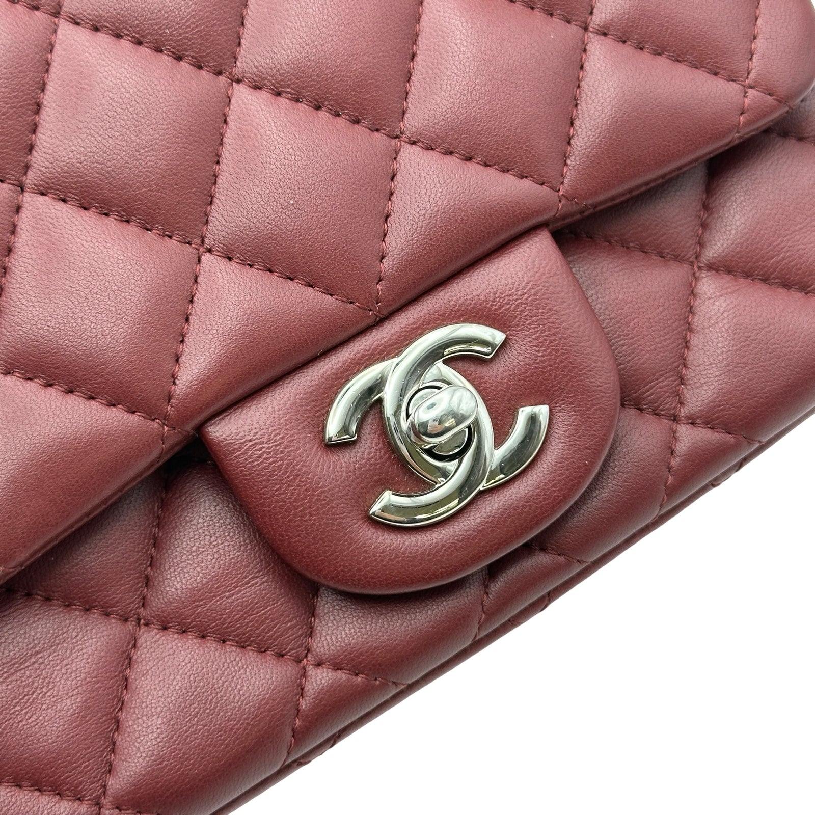 シャネル CHANEL ミニマトラッセ18 A35200 28番台 ボルドー/シルバー