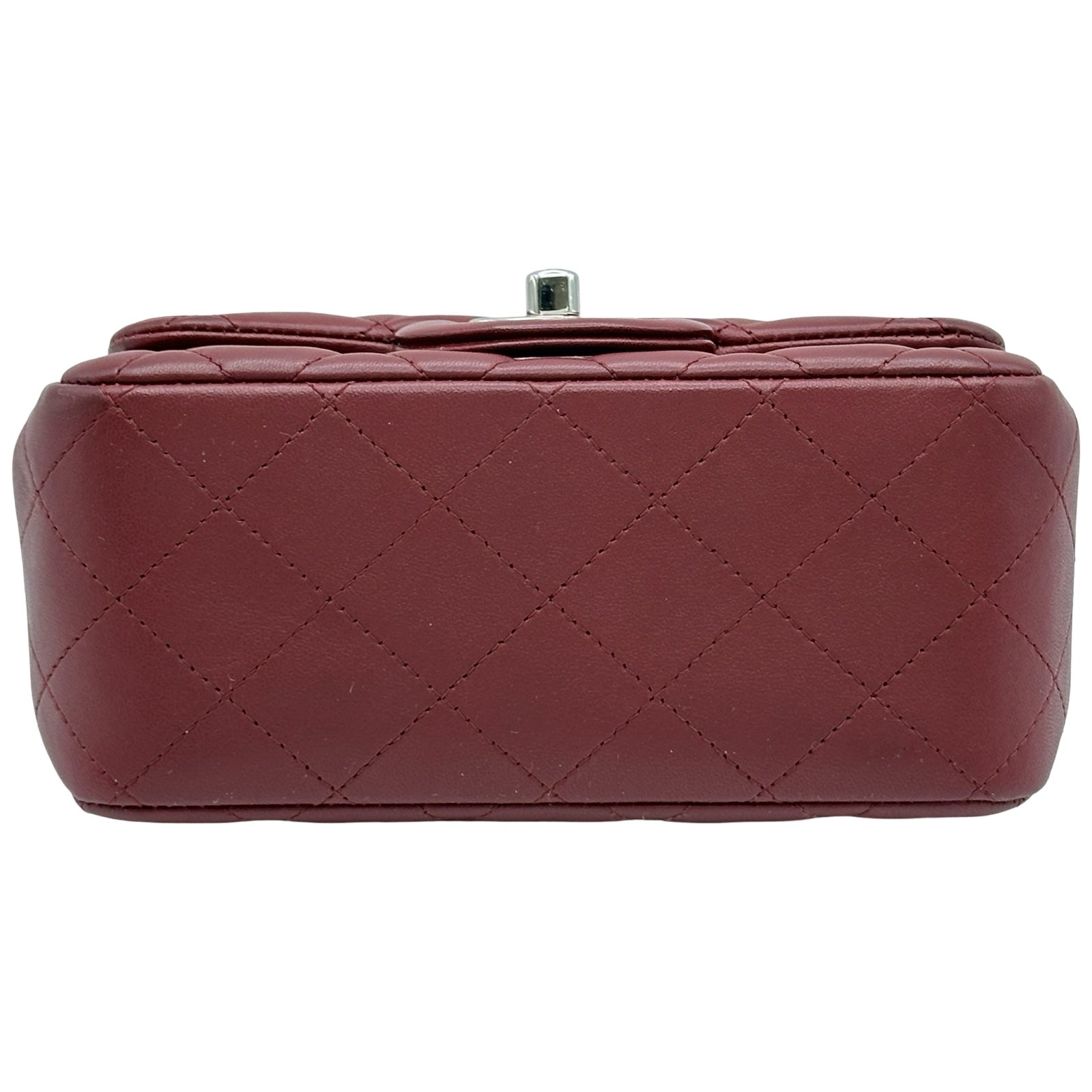 シャネル CHANEL ミニマトラッセ18 A35200 28番台 ボルドー/シルバー